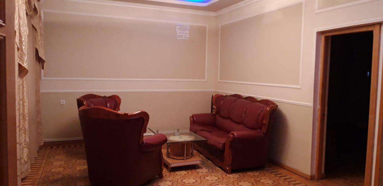 ונדזור Valda Hotel On Tumanyan מראה חיצוני תמונה