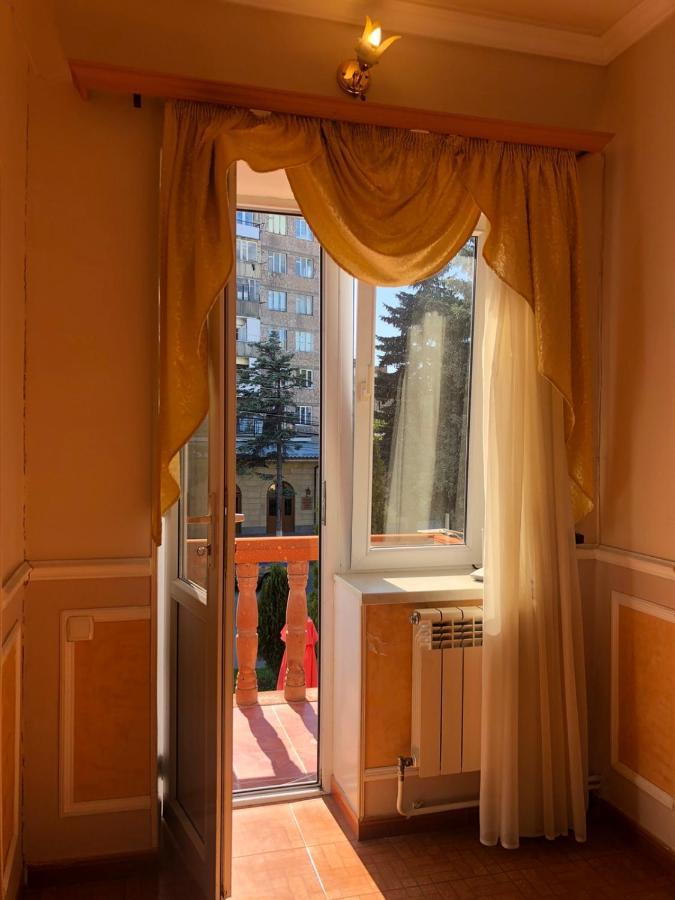ונדזור Valda Hotel On Tumanyan מראה חיצוני תמונה