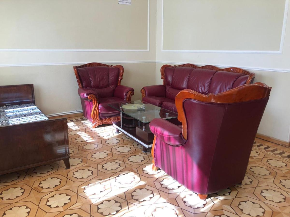 ונדזור Valda Hotel On Tumanyan מראה חיצוני תמונה
